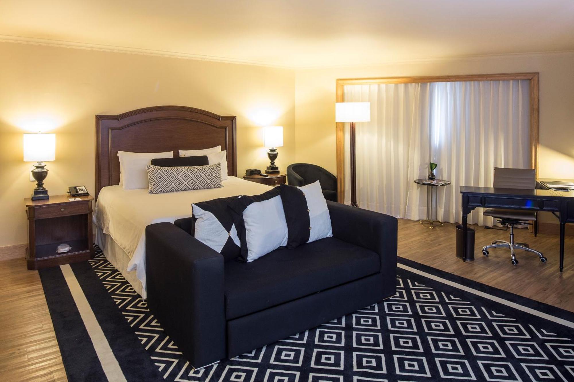 Intercontinental Medellin - Movich By Ihg Hotell Eksteriør bilde